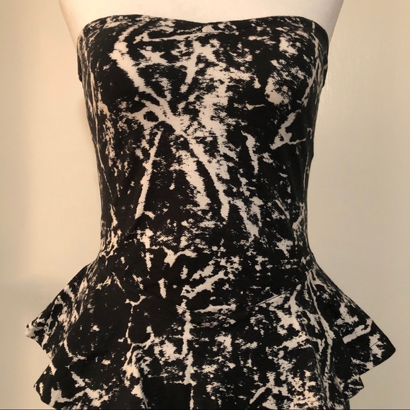 Motel Rocks Strapless Peplum Party Dress - Picture 7 of 11